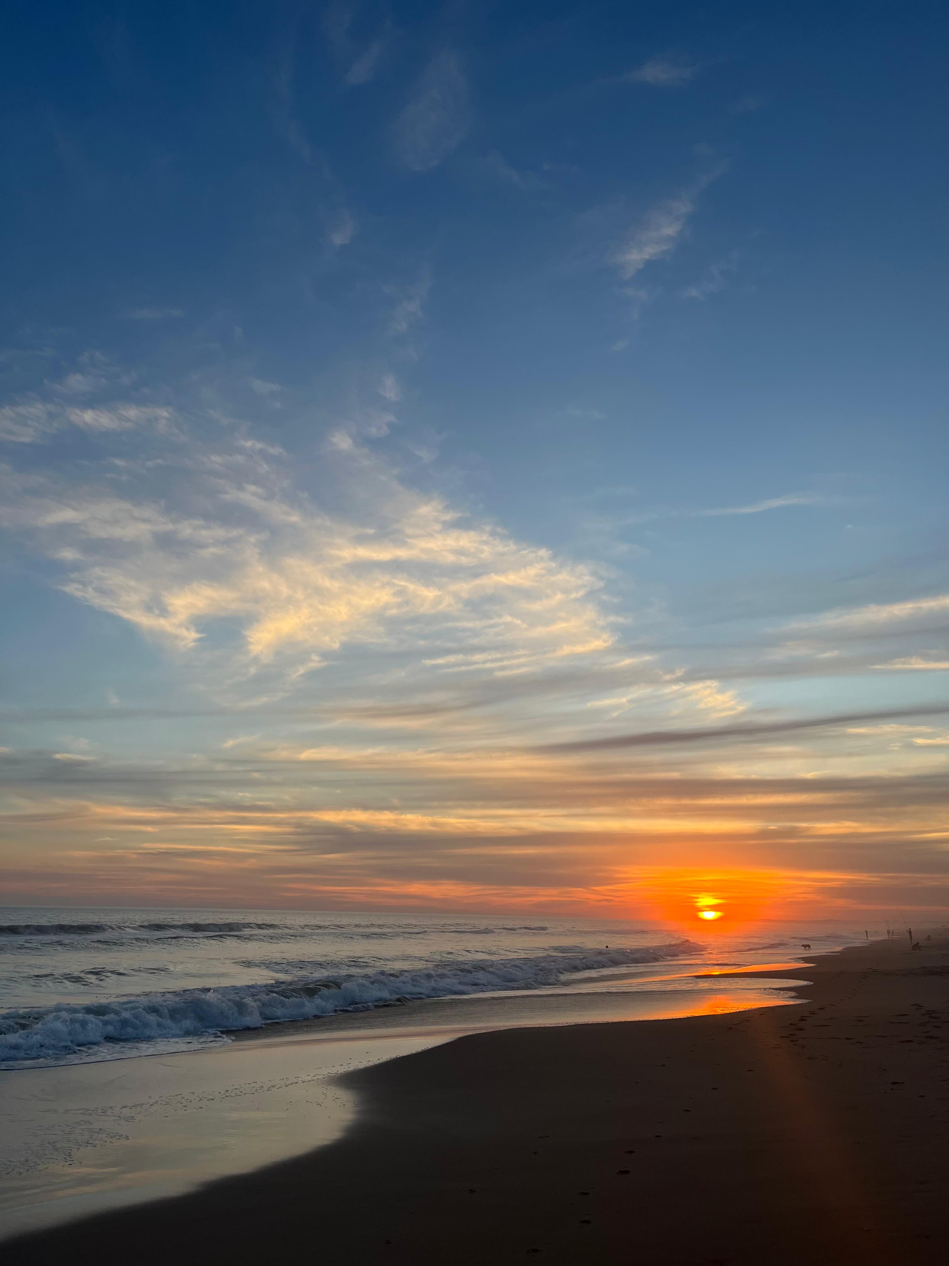 Vista del mar al atardecer desde Aroma de Mar