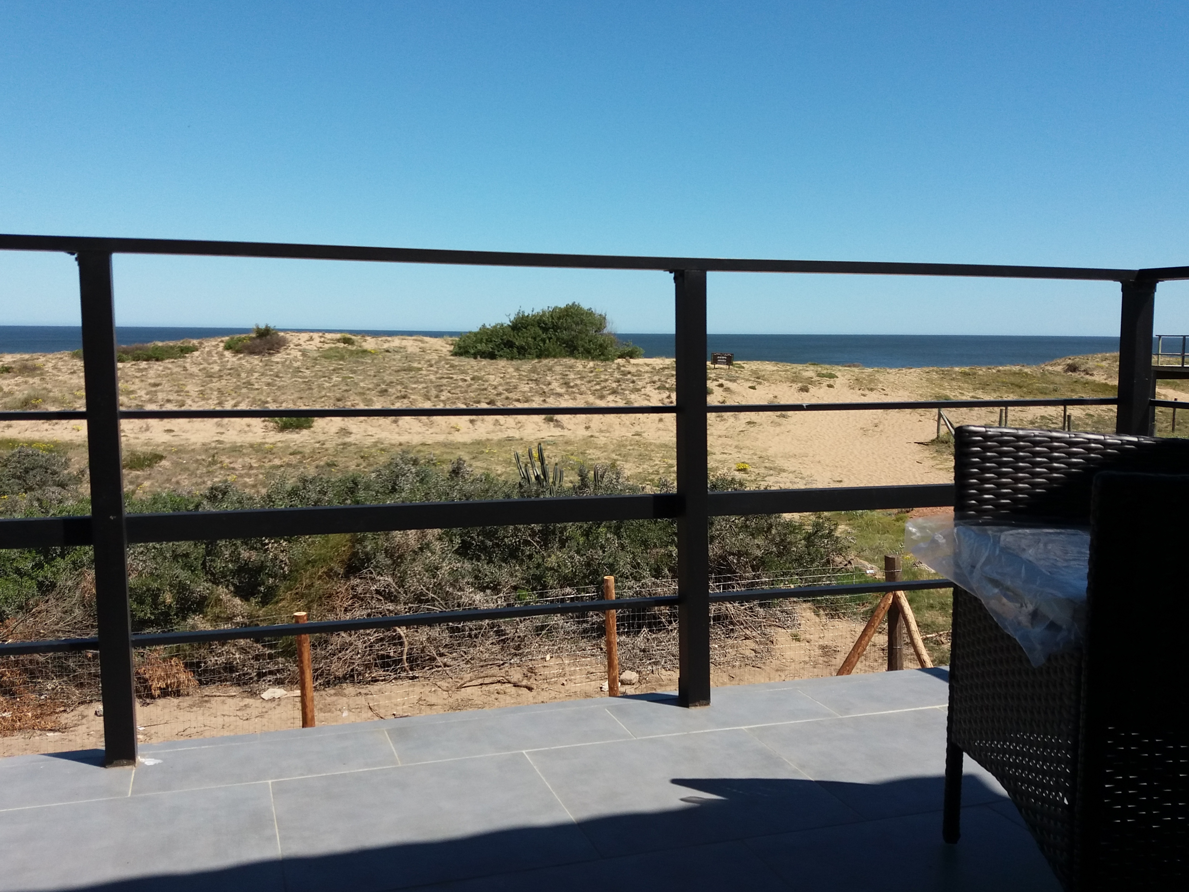 Balcón frente de Casa Lavanda